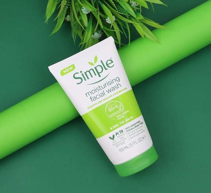 Simple Moisturizing Face Wash(For Dry Skin) UK